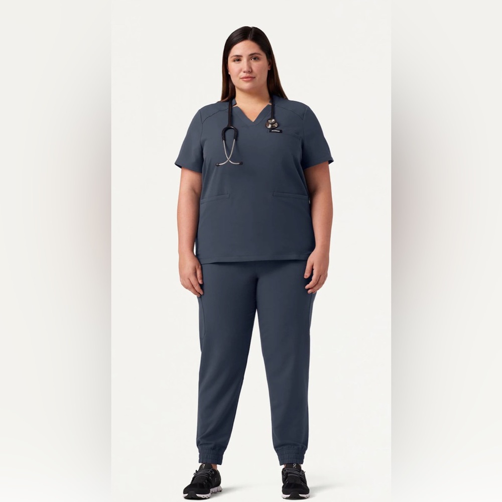 JAANUU SCRUBS NEW! Plus size!